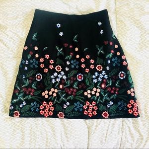 Zara embroidered mini skirt